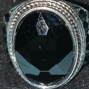New Silver Plated Round Black glass Ring Size 7